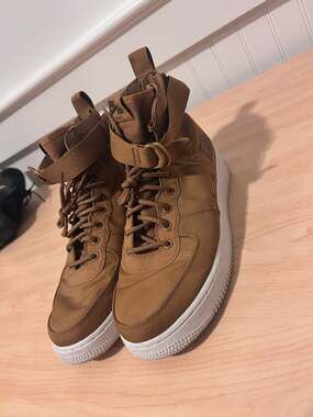 Nike SF AF1 Mid Urban Utility Size 9